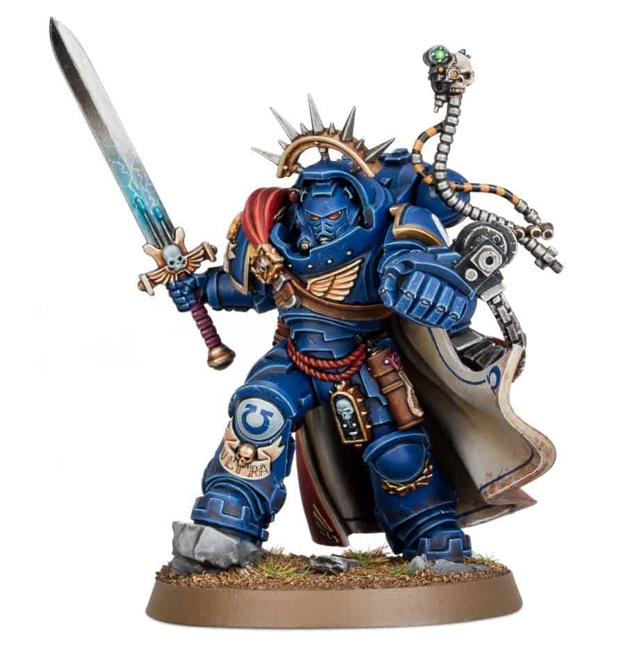 SPACE MARINES CAPTAIN IN GRAVIS ARMOUR - assembled and painted example