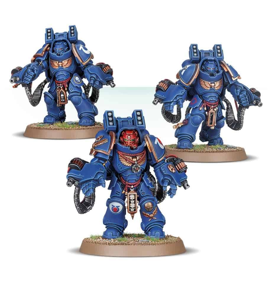 SPACE MARINES PRIMARIS AGGRESSORS - assembled and painted example